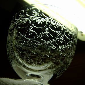 バカラワイングラスへ名入れ ローハン側面画像top.jpg