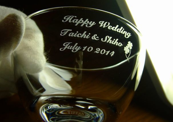 ティファニーアップルボックスへ名入れ|ご結婚祝い.jpg