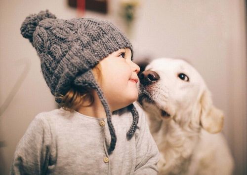 ウエッジウッドの写真立てへ名入れtop画像（子供＆犬）.jpg