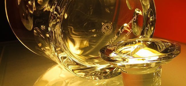 バカラのデカンタへ名入れ|ベルーガウイスキーデカンタ名入れ彫刻完成品.jpg