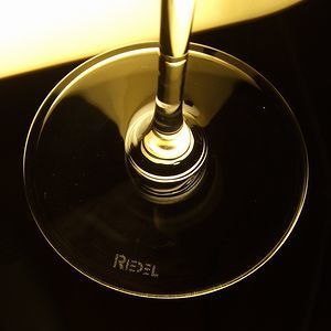 RIEDEL リーデルグラスへ名入れ｜ヴィノムシャンパーニュtop写真3.jpg