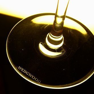 ウエッジウッドのグラスへ名入れ｜ワイルドストロベリーアルフレスコワイングラスtop3.jpg