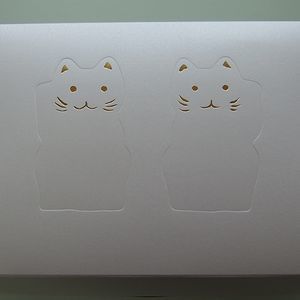 バカラの招き猫へ名入れ｜ペア特別箱のご紹介写真④.jpg