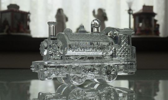 ハートボックスへ名入れ【ウォーターフォード】クリスタルの記念品