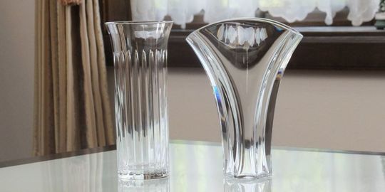 バカラ フラワーベース キリン80周年記念 (銘板つき) 花瓶 バカラ フラワーベース キリン80周年記念 (銘板つき) 花瓶