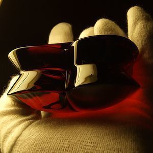 バカラの置物へ名入れ刻印【ザンザンハートレッド】オーダーメイドの記念品