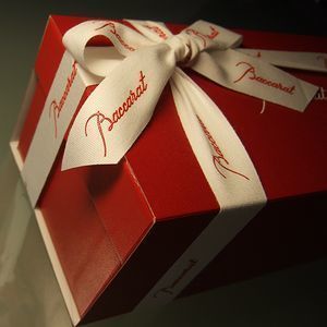 バカラ特別仕様ペア箱のご紹介（店頭購入限定）｜タンブラーと招き猫