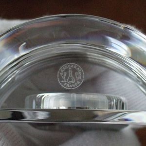 バカラ置き時計への名入れ刻印ラランドクロックオーダーメイドの記念品