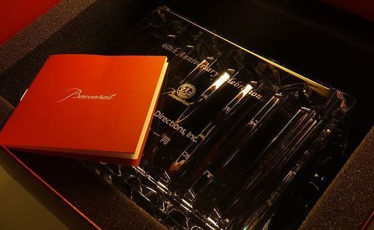 バカラの小物入れへ名入れ刻印【ルクソール】高級記念品