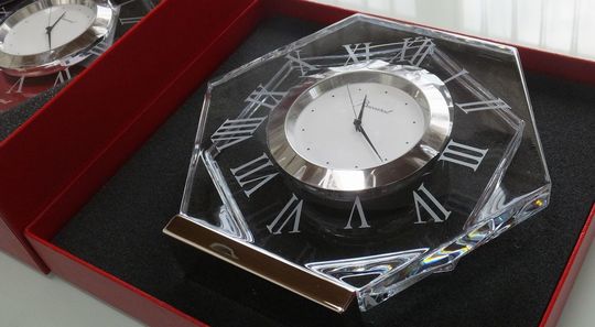 新品1970年代フランス製バカラ 置時計クリスタルガラス　 (ビンテージAAA) 新品1970年代フランス製バカラ 置時計クリスタルガラス (ビンテージAAA